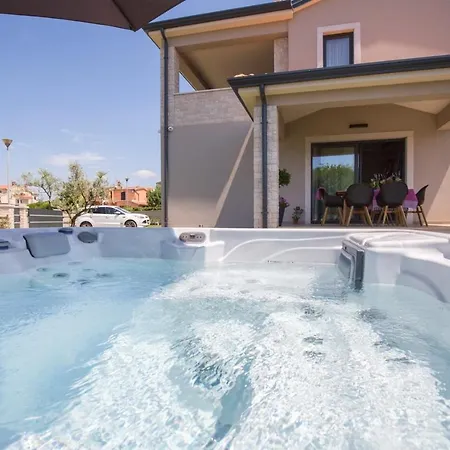 Villa Family Mare For Max 8 Person With Jacuzzi Porec Countryside *