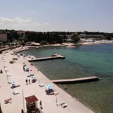 Family Mare For Max 8 Person With Jacuzzi Porec Countryside Villa