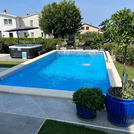 Family Mare For Max 8 Person With Jacuzzi Porec Countryside *