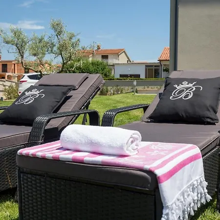 Family Mare For Max 8 Person With Jacuzzi Porec Countryside Kukci