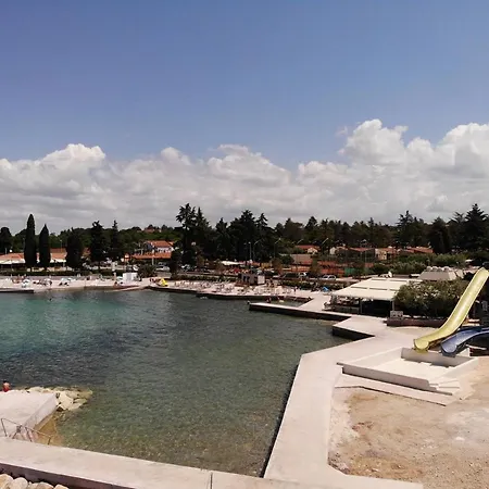 Family Mare For Max 8 Person With Jacuzzi Porec Countryside Villa