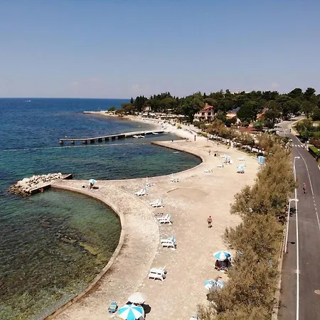 Villa Family Mare For Max 8 Person With Jacuzzi Porec Countryside